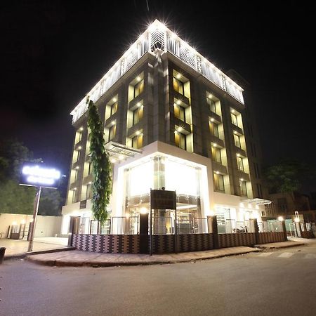 Celestia The Hotel Ahmedabad Eksteriør billede